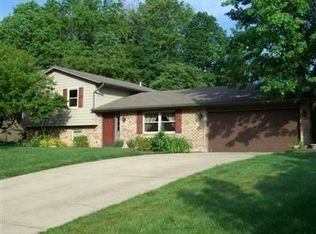 9386 Woodledge Point, Dayton, OH 45458