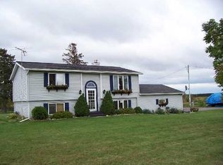N7652 County Road G, Gresham, WI 54128