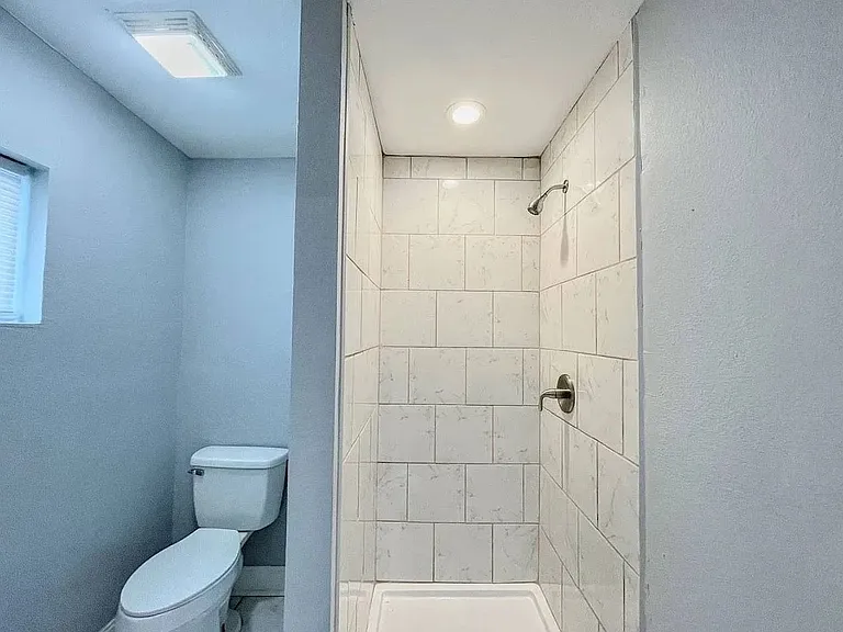 1411 Highland Ave — Photo 10