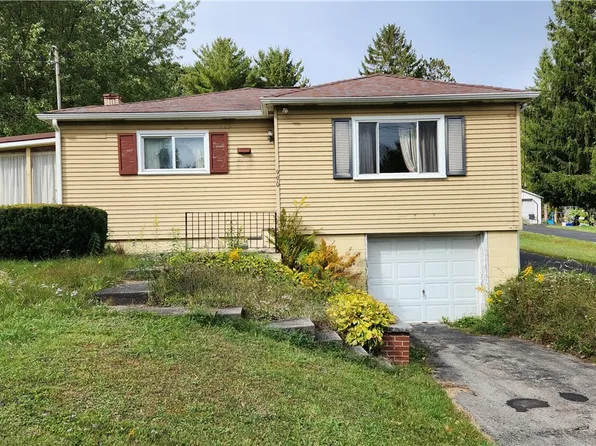 990 Rock Cut Rd, Central City, PA 15926