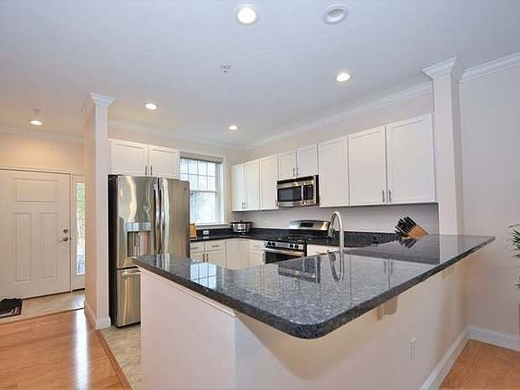 2nd image of 855 Main St Unit 33