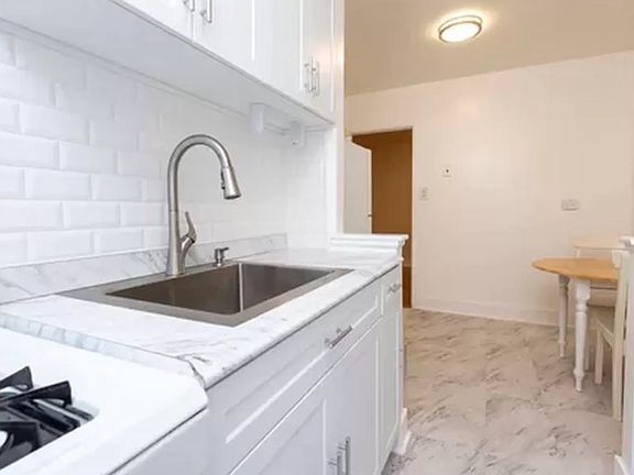 4th image of 63-61 Yellowstone Blvd APT 5B