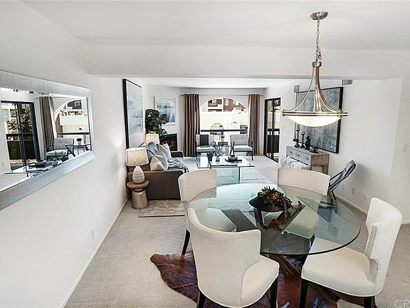 4th image of 21650 Burbank Blvd Unit 317
