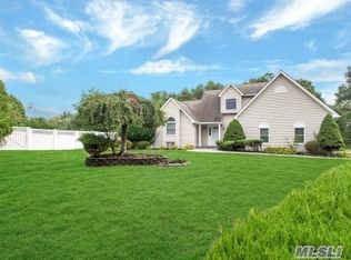 53 Kool Pl, Port Jefferson Station, NY 11776
