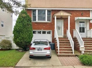 26 Redgrave Ave, Staten Island, NY