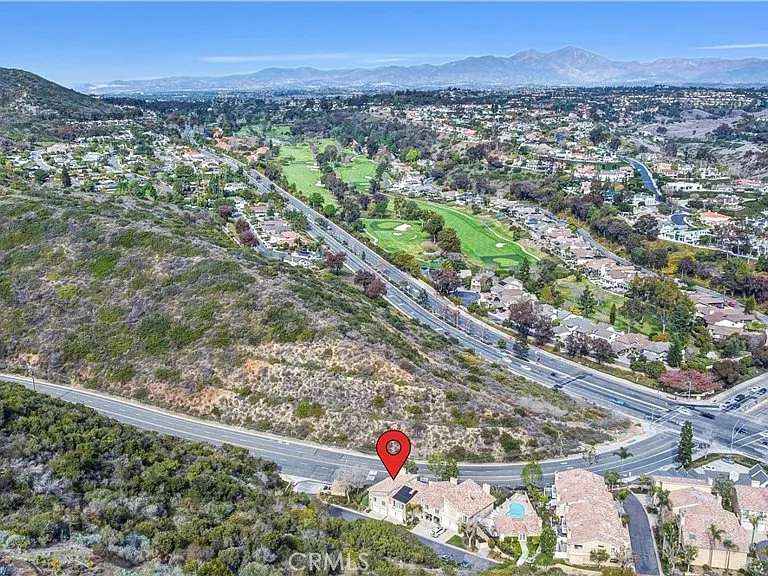 23351 Highcrest Rd — Photo 35