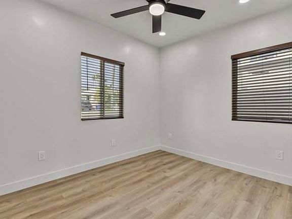5th image of 3193 Juniper St #3193