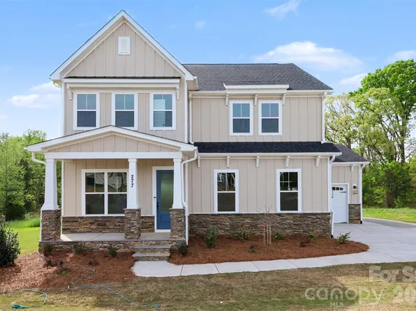 277 Triple Ponds Ct #12, Clover, SC 29710