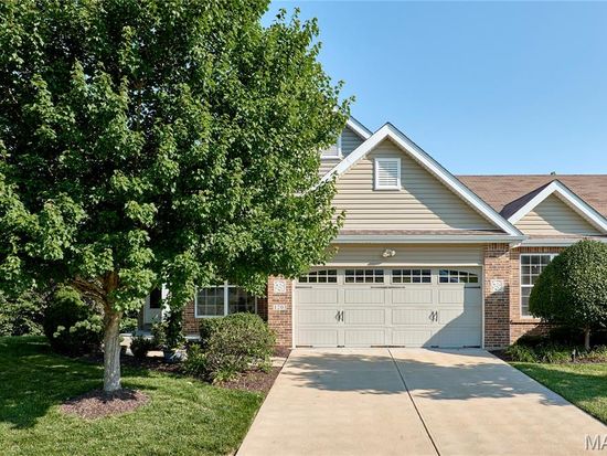 1203 Sadie Ln, Fenton, MO 63026