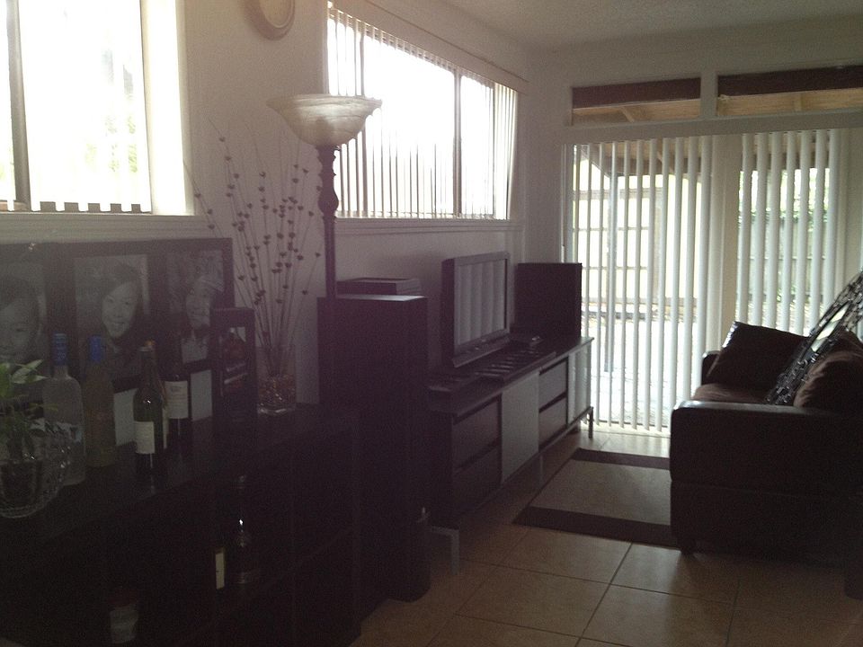 1st image of 2803 Primrose Ct #B