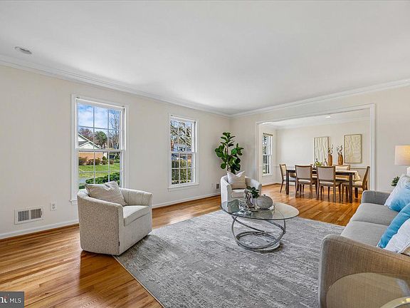 2nd image of 15012 Redgate Dr