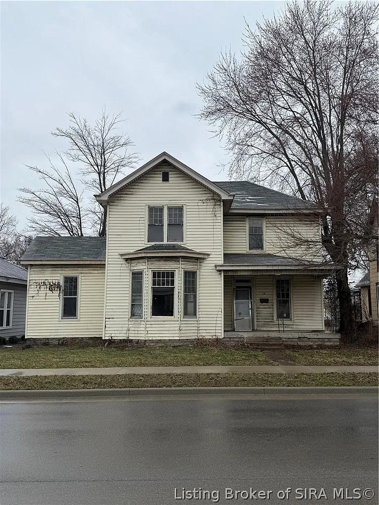 116 W Walnut Street photo 1