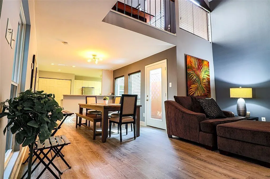 4 bed, 3.0 bath, 2238 sqft, $4,500 — Photo 1