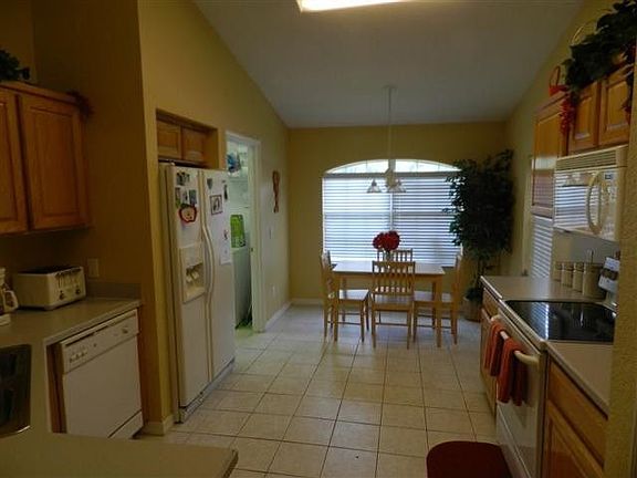 2nd image of 704 Viscaya Blvd
