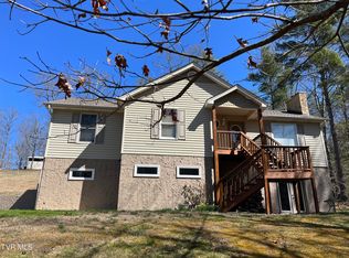 348 Sky Wa Mo Rd, Bluff City, TN 37618