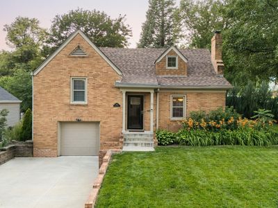1302 S 61st St, Omaha, NE, 68106