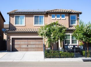 1876 E Katie Brook Ave, Fresno, CA