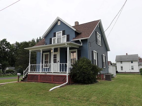 3rd image of 449 Olive St