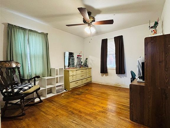 2nd image of 3334 Brookdale Ave