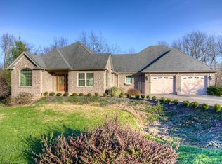 136 Lana Ln, Winchester, KY 40391