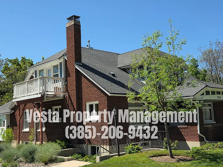 2583 Brinker Ave #B — Photo 12