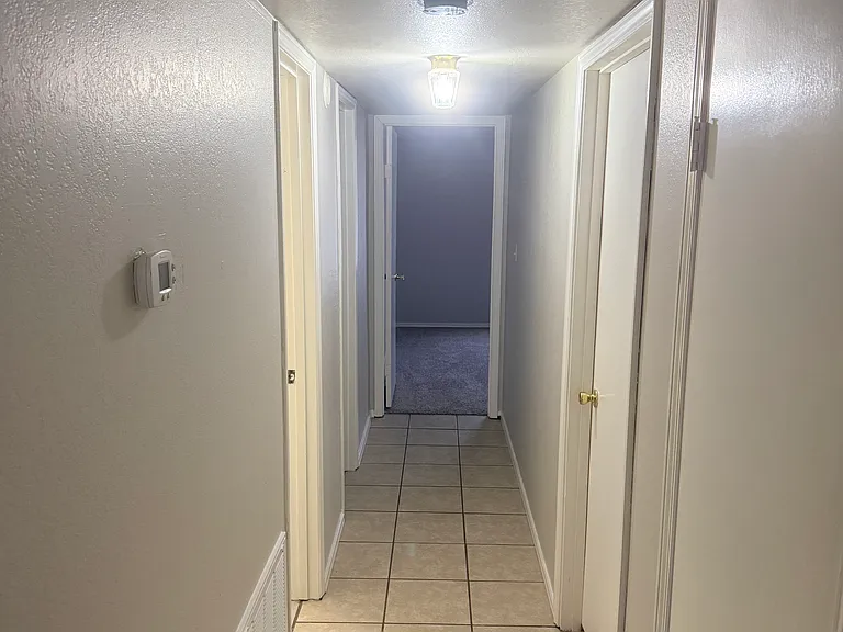 828 Hardy Springs Cir #C — Photo 8
