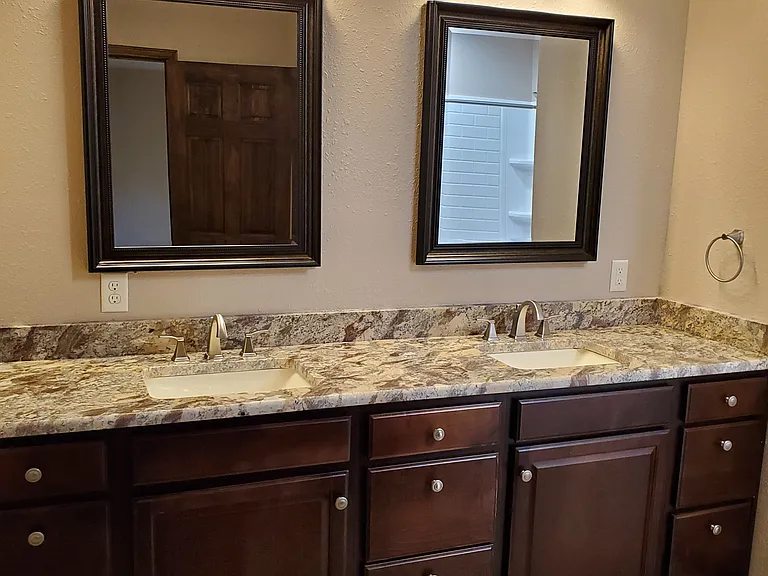 103 Sherry Dr — Photo 17