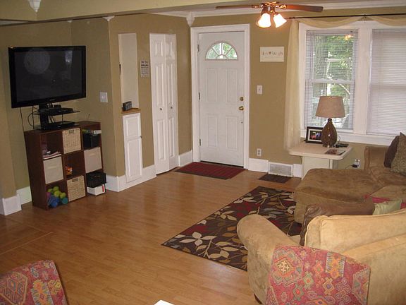 2nd image of 2017 Oaklawn Ave