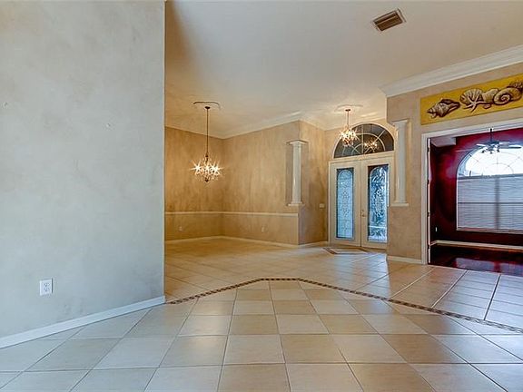 5th image of 18420 Eastwyck Dr