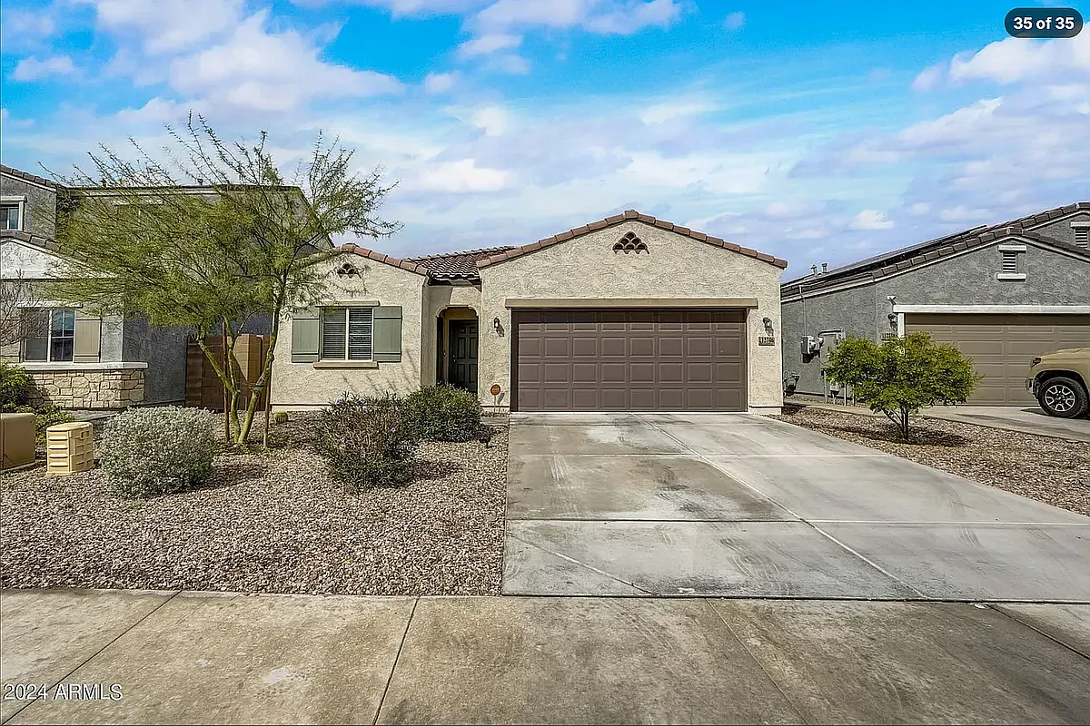 4 bed, 2034 sqft, $2,800 — Photo 1