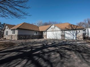 23144 Ottawa Ave, Lakeville, MN 55044
