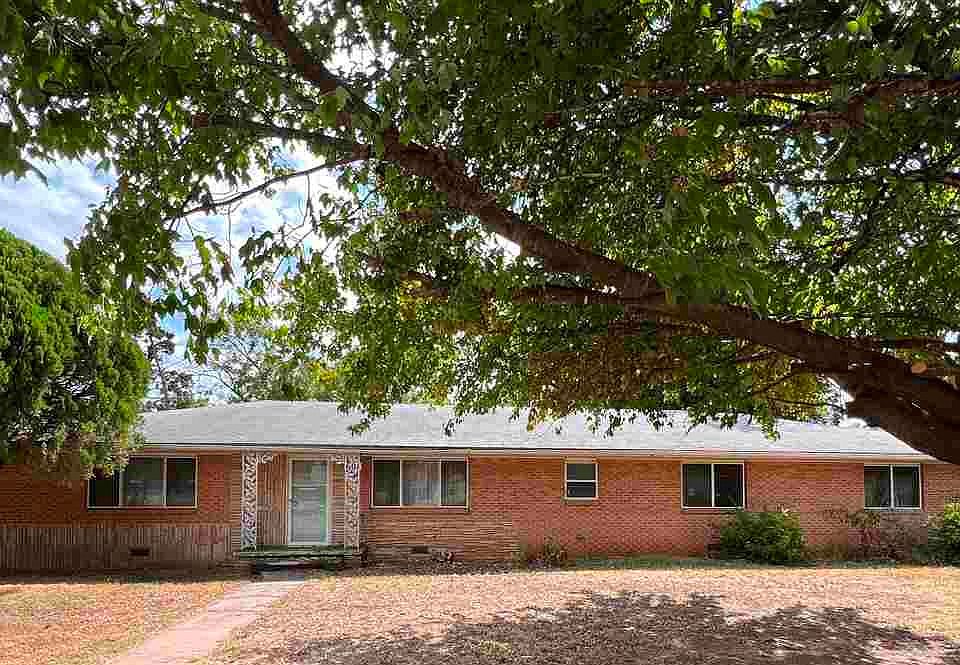 1st image of 601 E Blackwell Ave