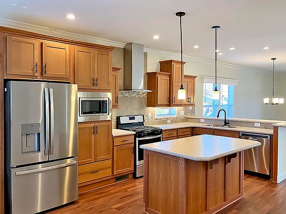 3rd image of 1 Saddlebrook Dr #3XUVWK
