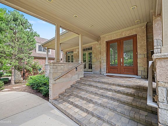 5th image of 130 Fuller Rd