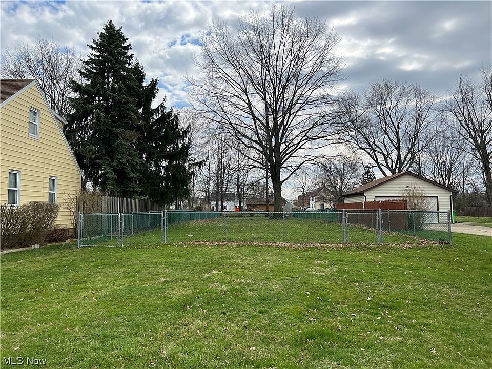 2nd image of 20398 Miller Ave