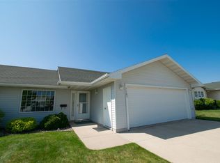 1107 34th Ave SW, Minot, ND 58701