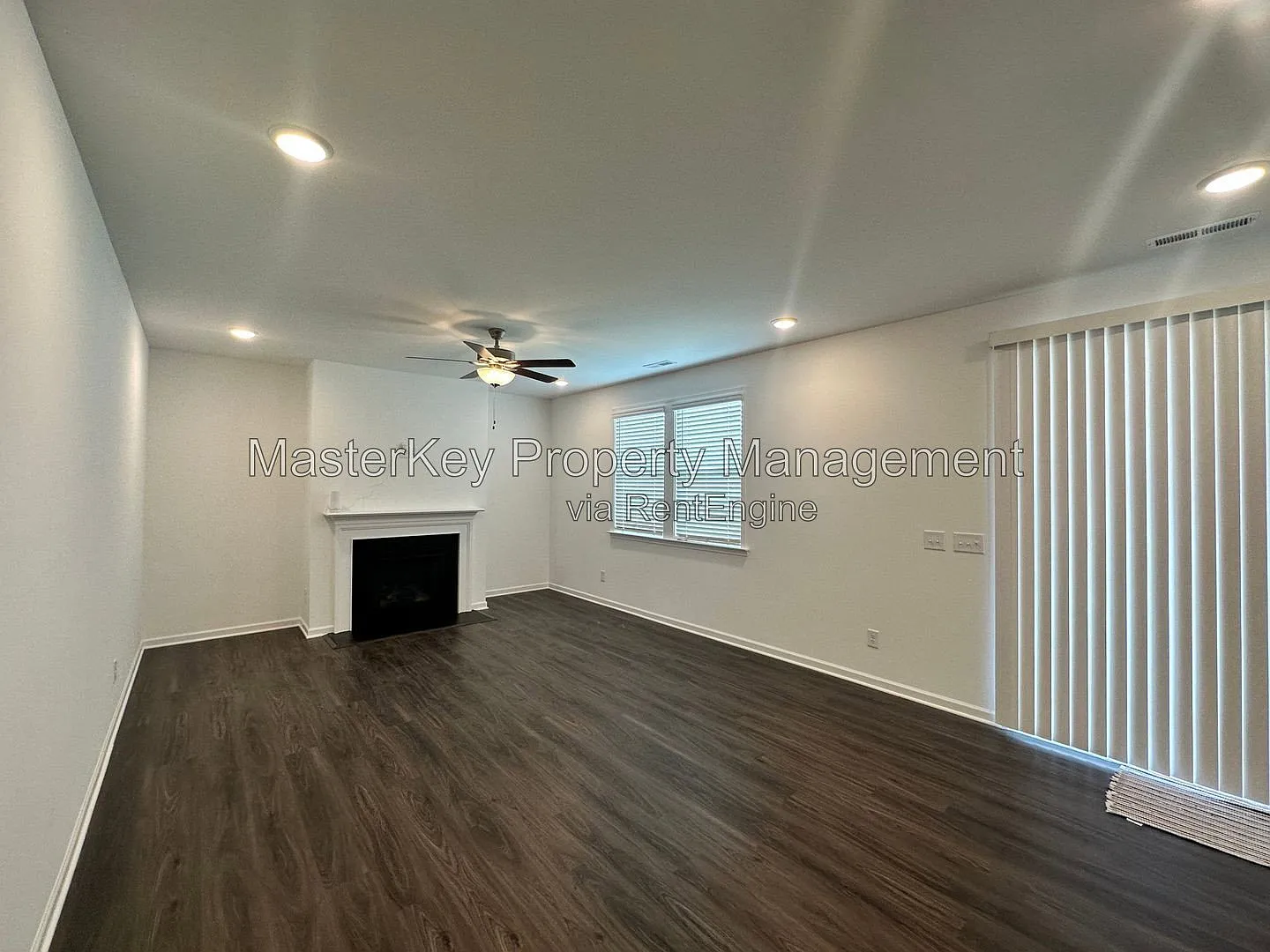 3 bed, 2.5 bath, 2310 sqft, $2,545 — Photo 4