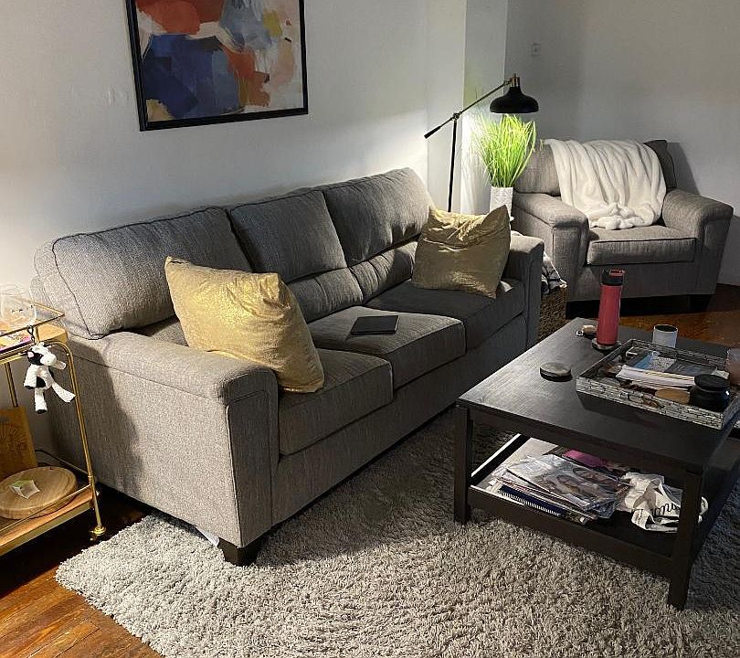 LIVINGROOM