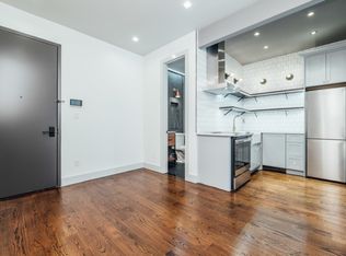 289 Maple St #2A, Brooklyn, NY 11225