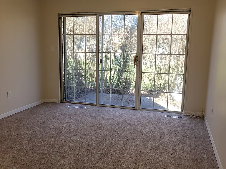 311 Heritage Ct — Photo 13