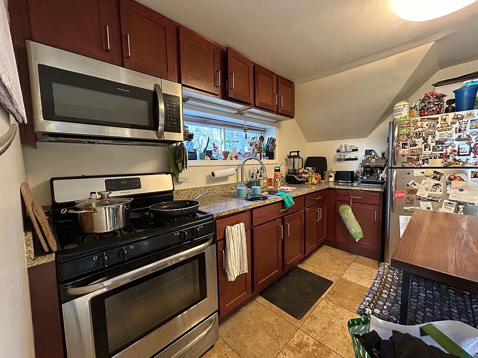 1st image of 3039 N Christiana Ave APT 3