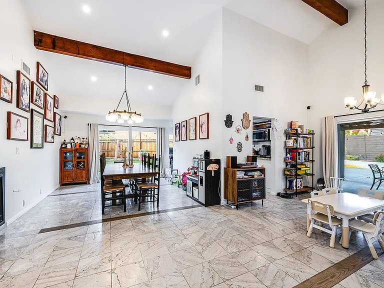 28403 Waring Pl — Photo 10