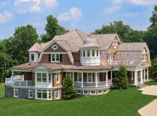 20 Carriage Trl, Tarrytown, NY 10591
