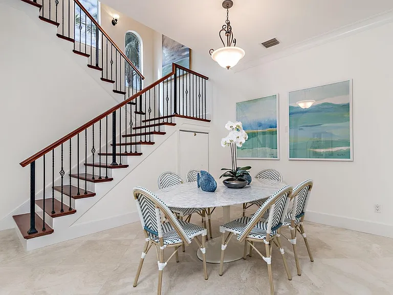 141 Gregory Pl — Photo 12