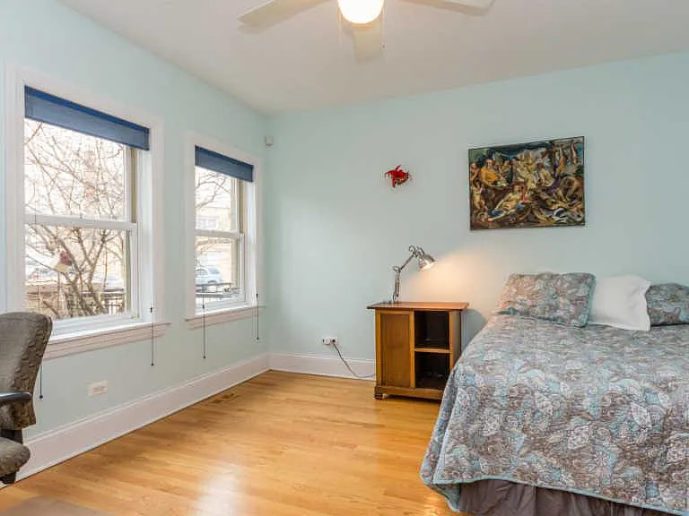 4113 N Southport Ave — Photo 21
