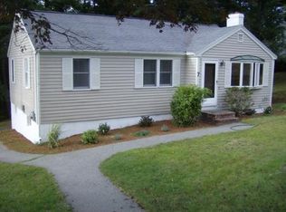 7 Sunset Dr, Burlington, MA 01803