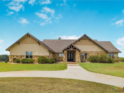 1682 County Road 310, Yoakum, TX, 77995