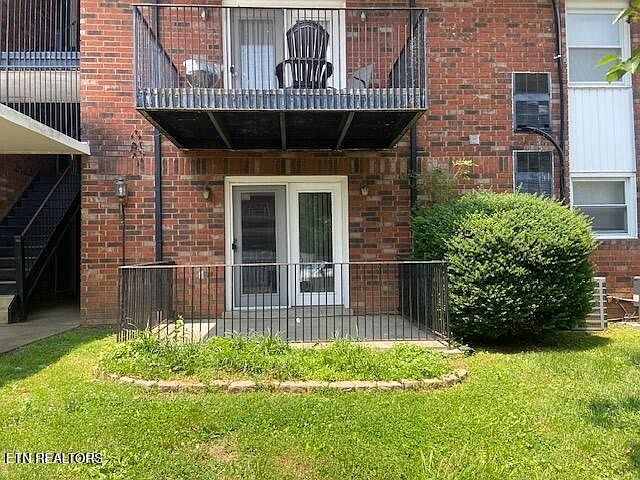 1st image of 1625 Woodrow Dr APT 403