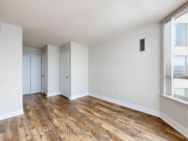 5 Greystone Walk Dr #1511 — Photo 23
