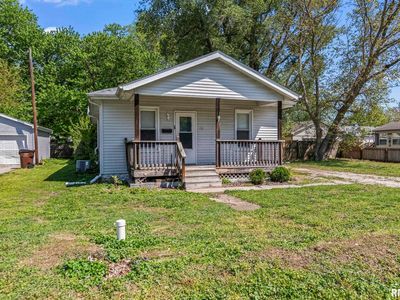411 S 5th St, Auburn, IL, 62615